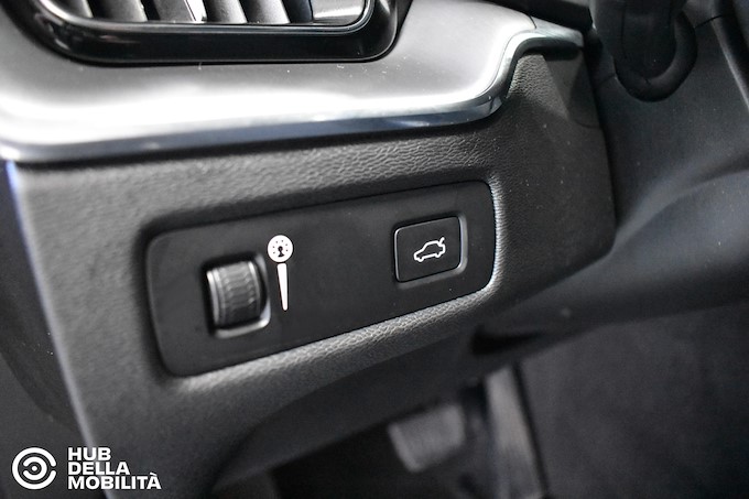 VOLVO XC60 B4 (d) Geartronic Inscription